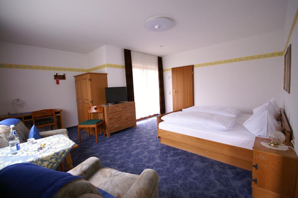 Hotel Weidenau บัดออร์บ ภายนอก รูปภาพ